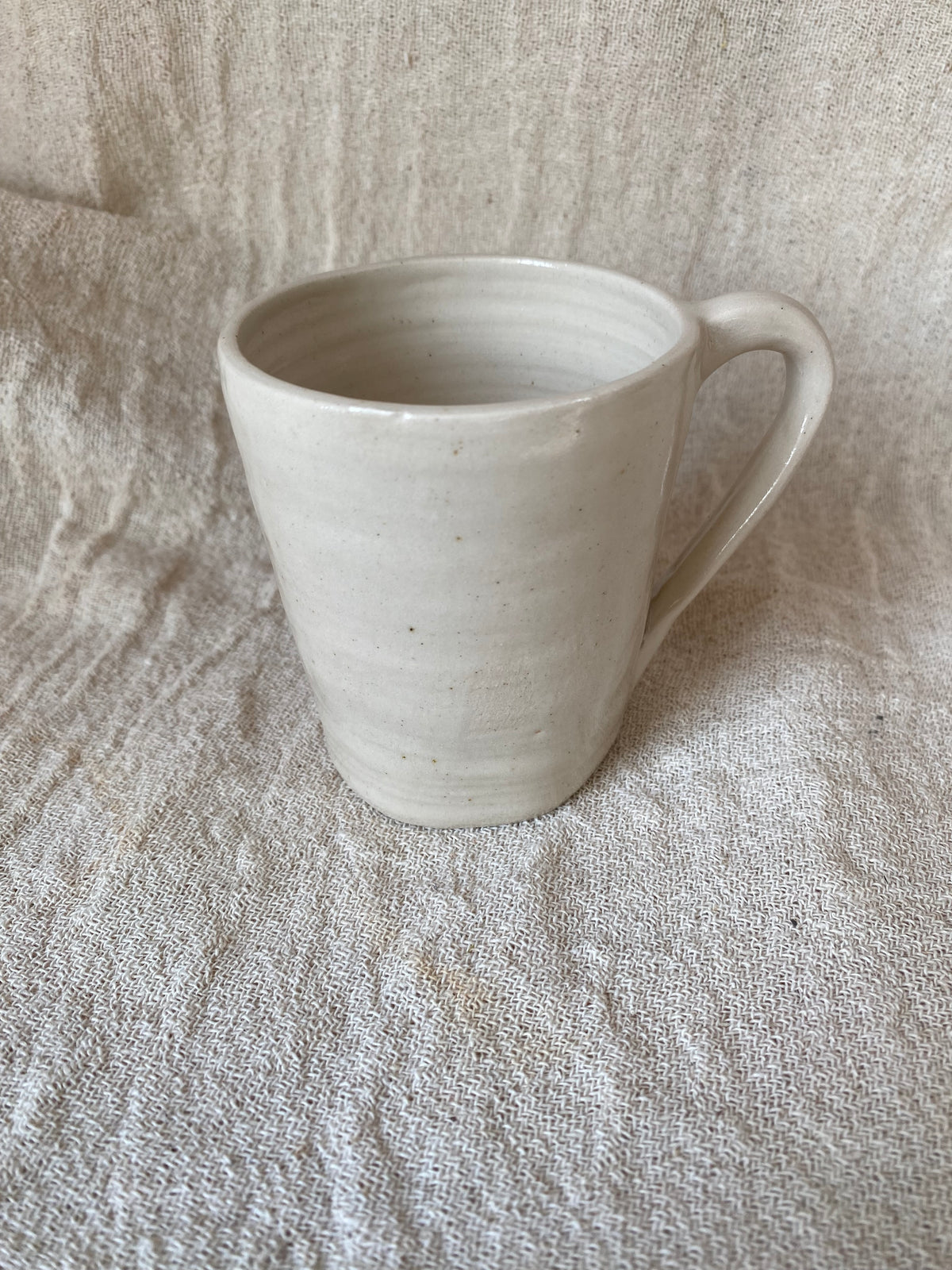 Angel Mug in Warm Green