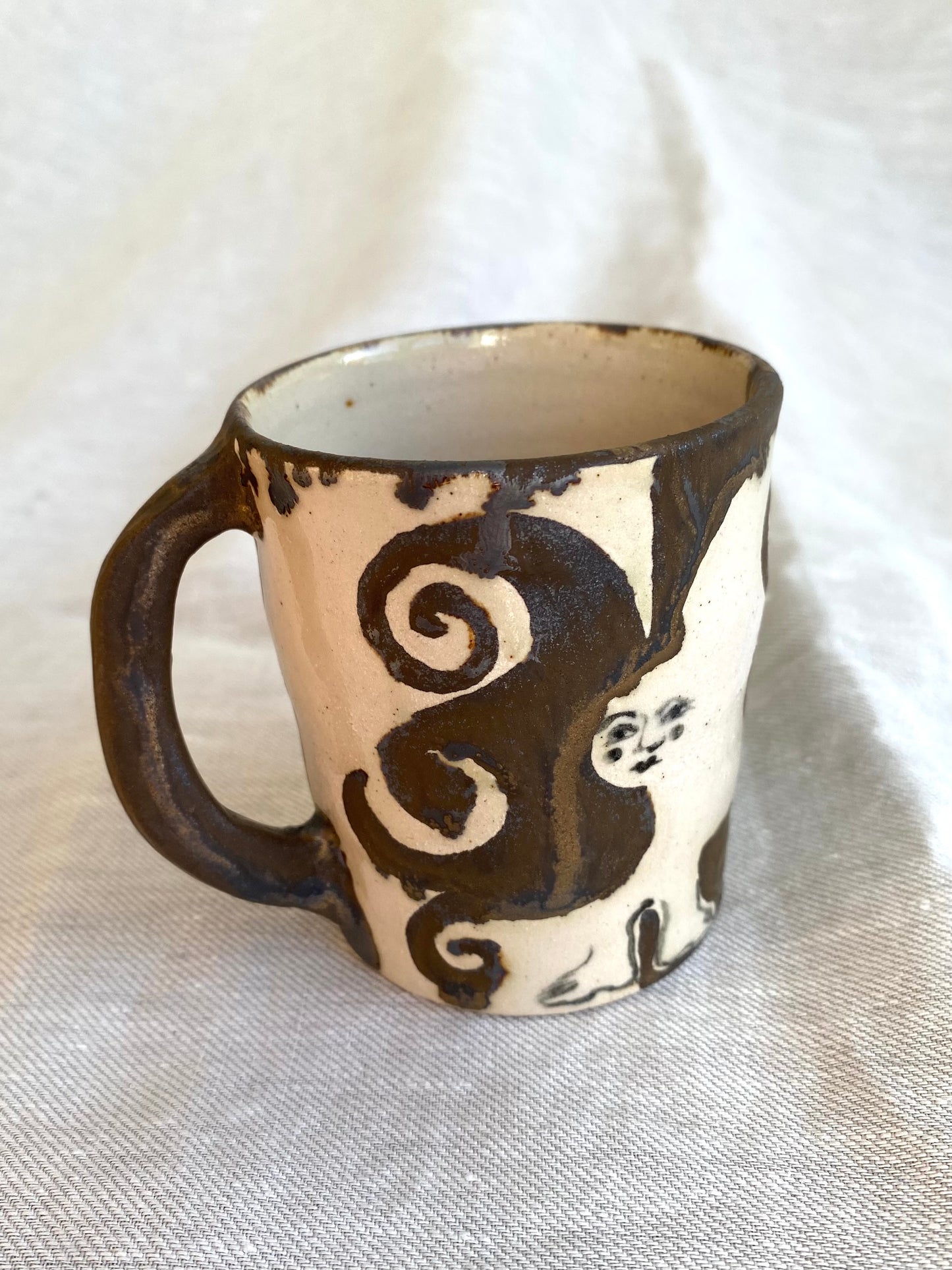 Angel in Gold and White - Medium Coffee Cup