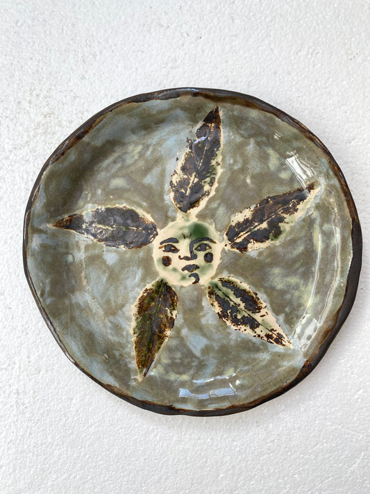Leaf Plate in Soft Blue