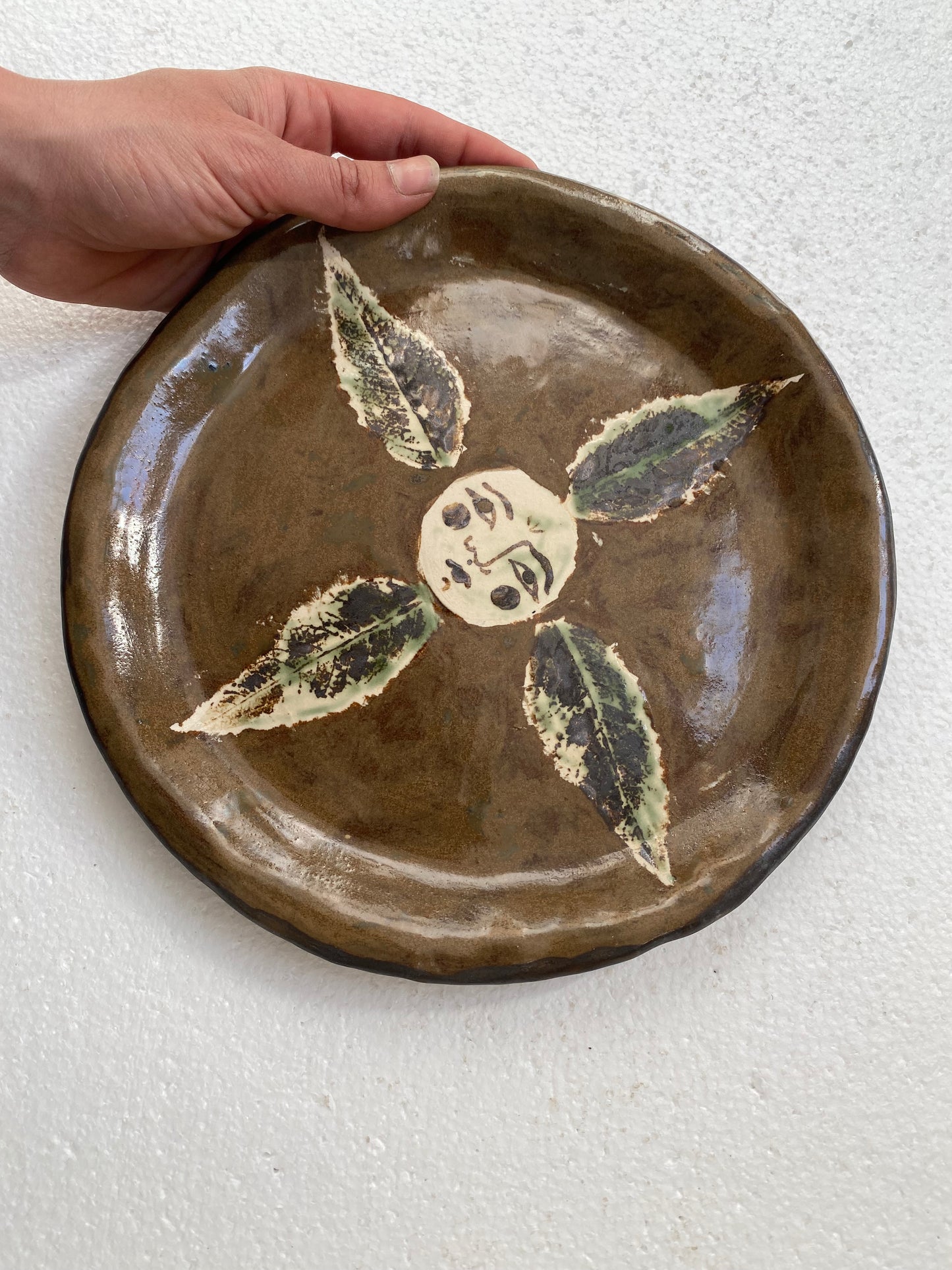 Leaf Plate in Brown