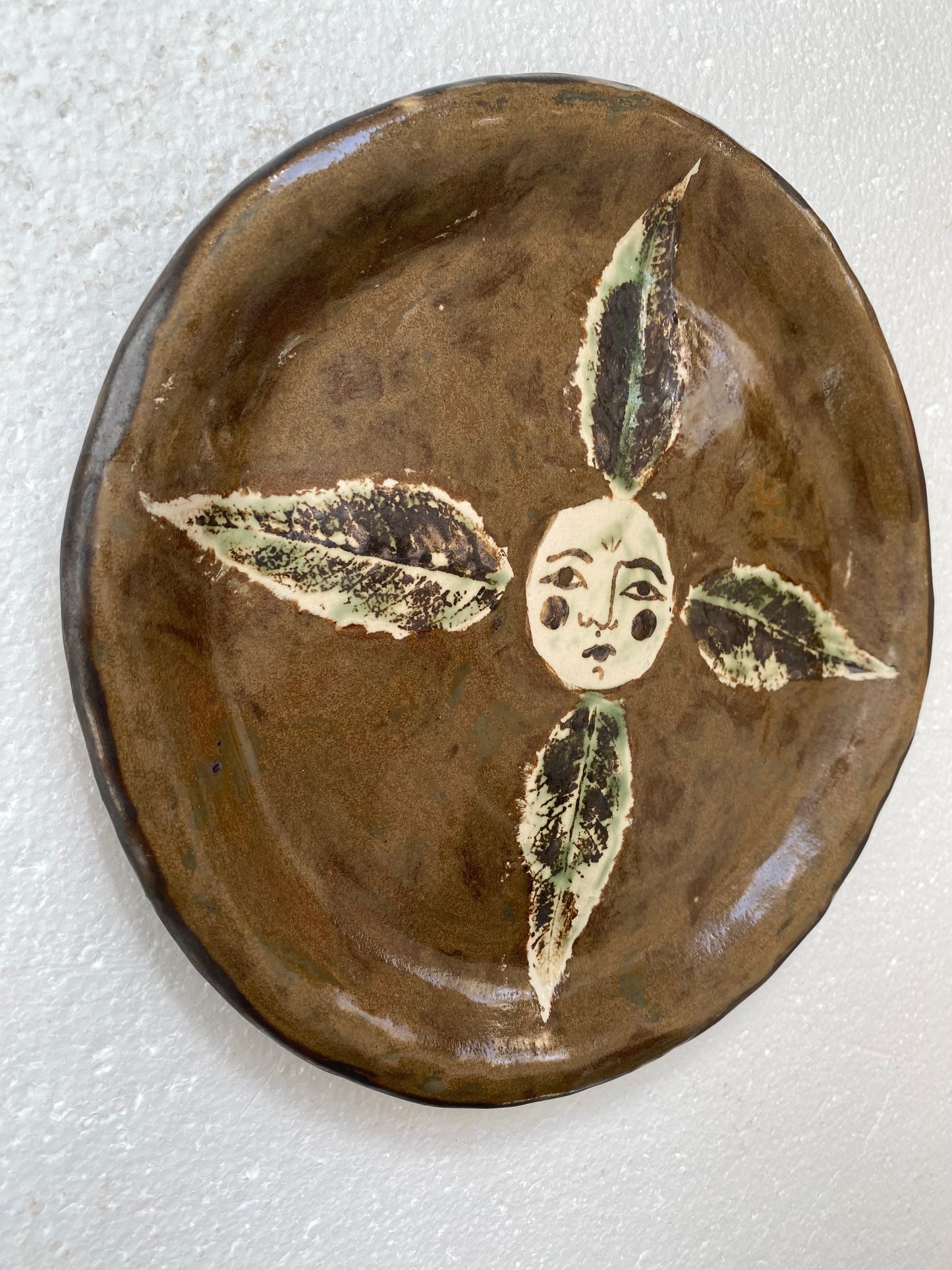 Leaf Plate in Brown