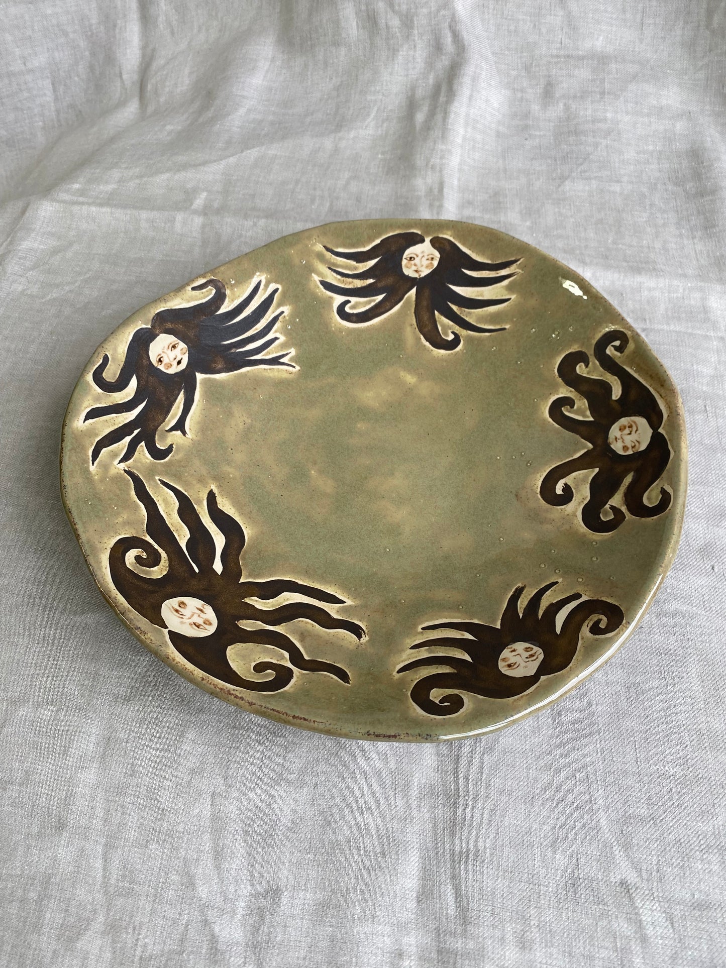 Angels Fruit Bowl in Gold and Green