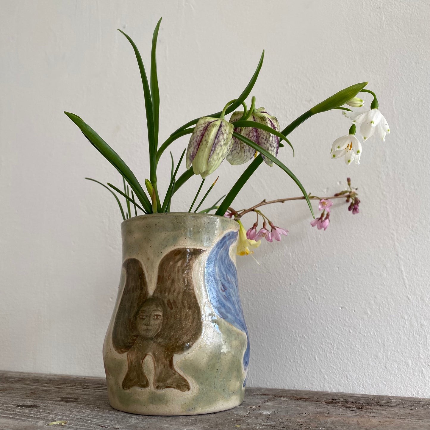Small Angel Trio Vase