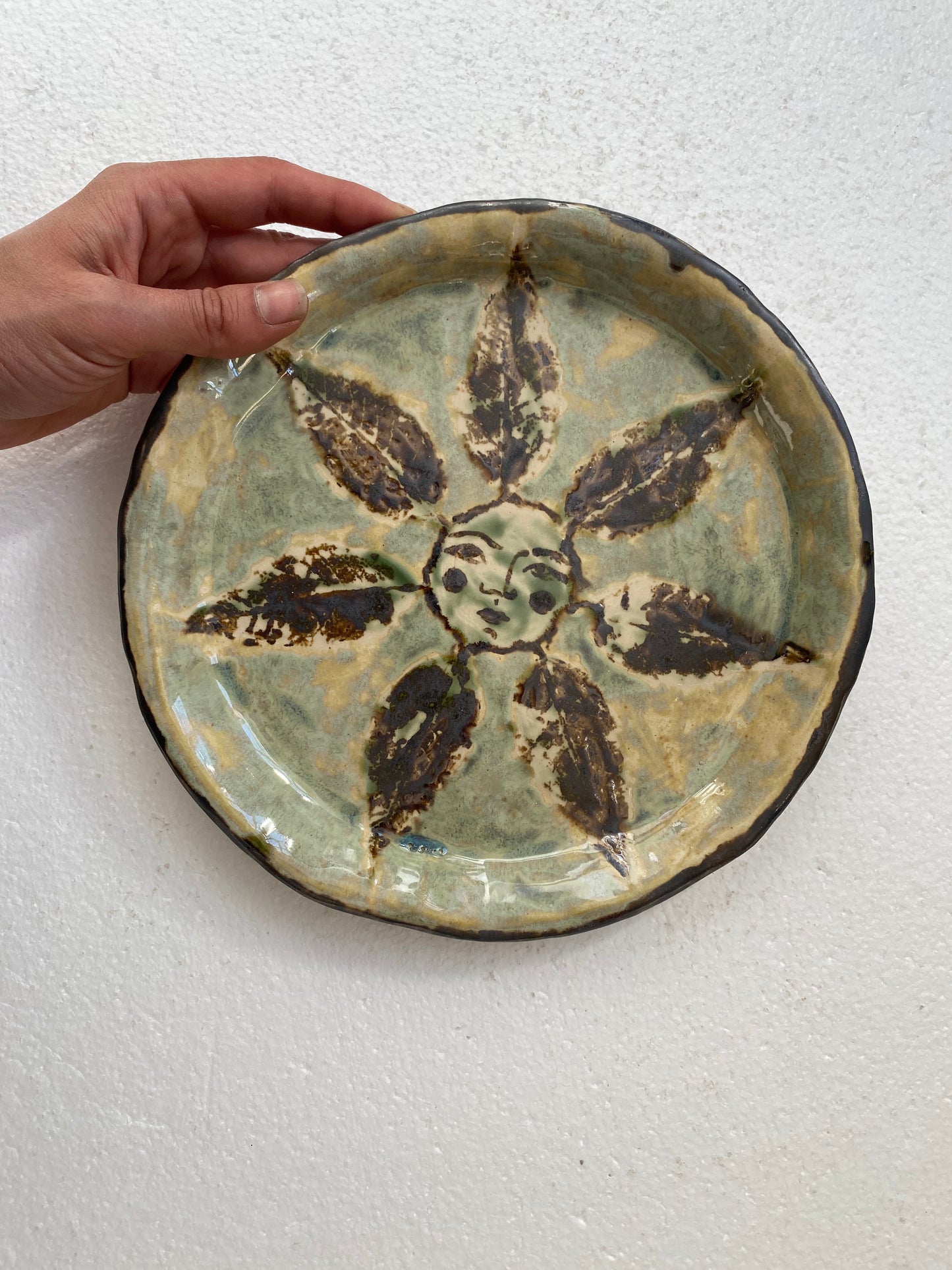 Leaf Plate in Soft Green