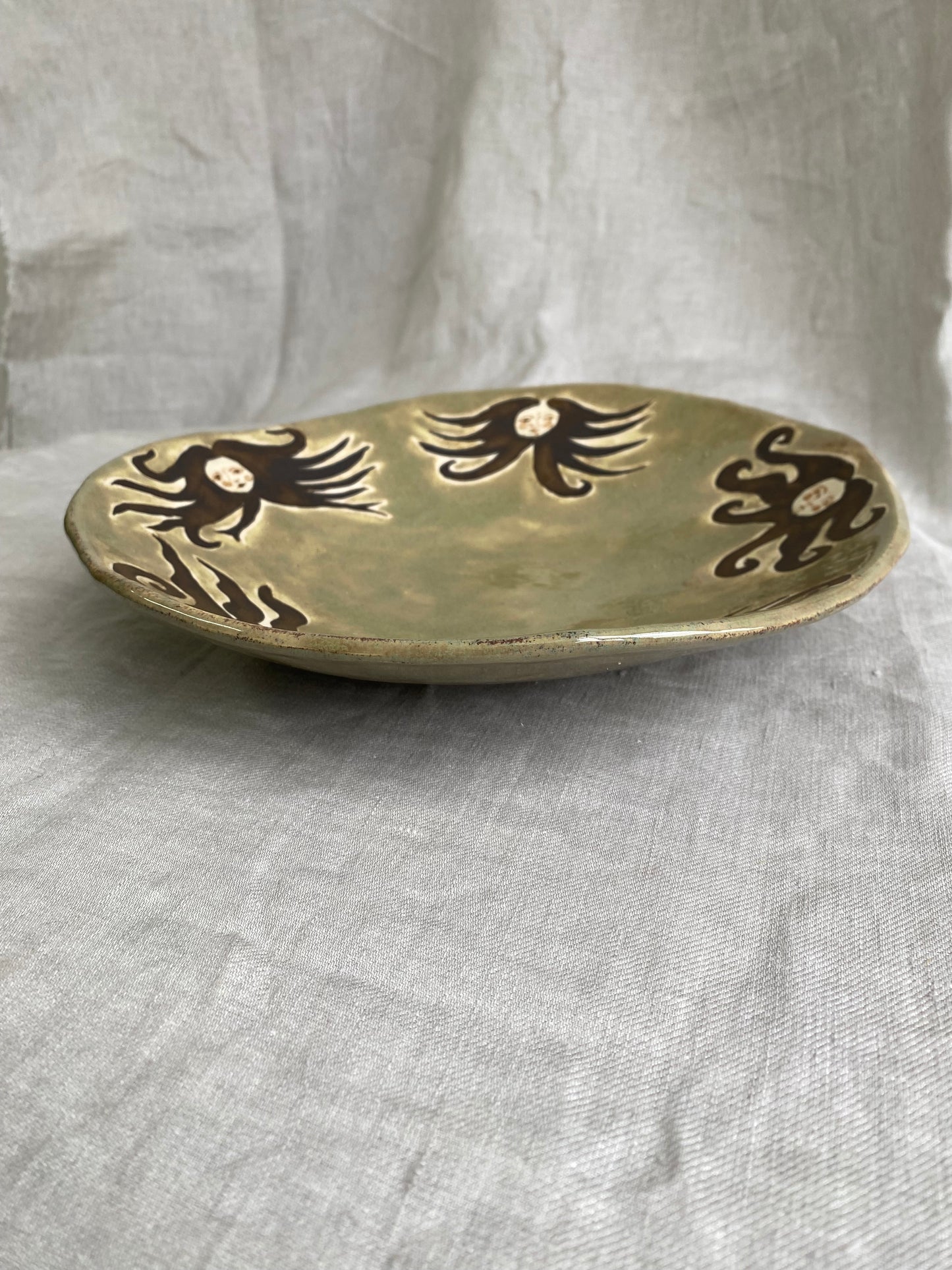 Angels Fruit Bowl in Gold and Green
